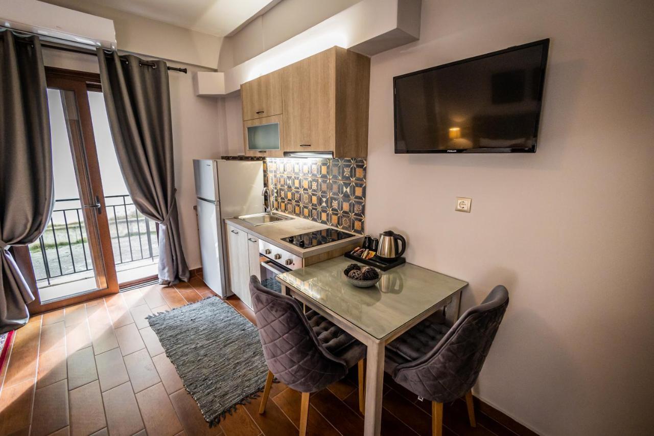 Maron Apartman Kalávrita Kültér fotó
